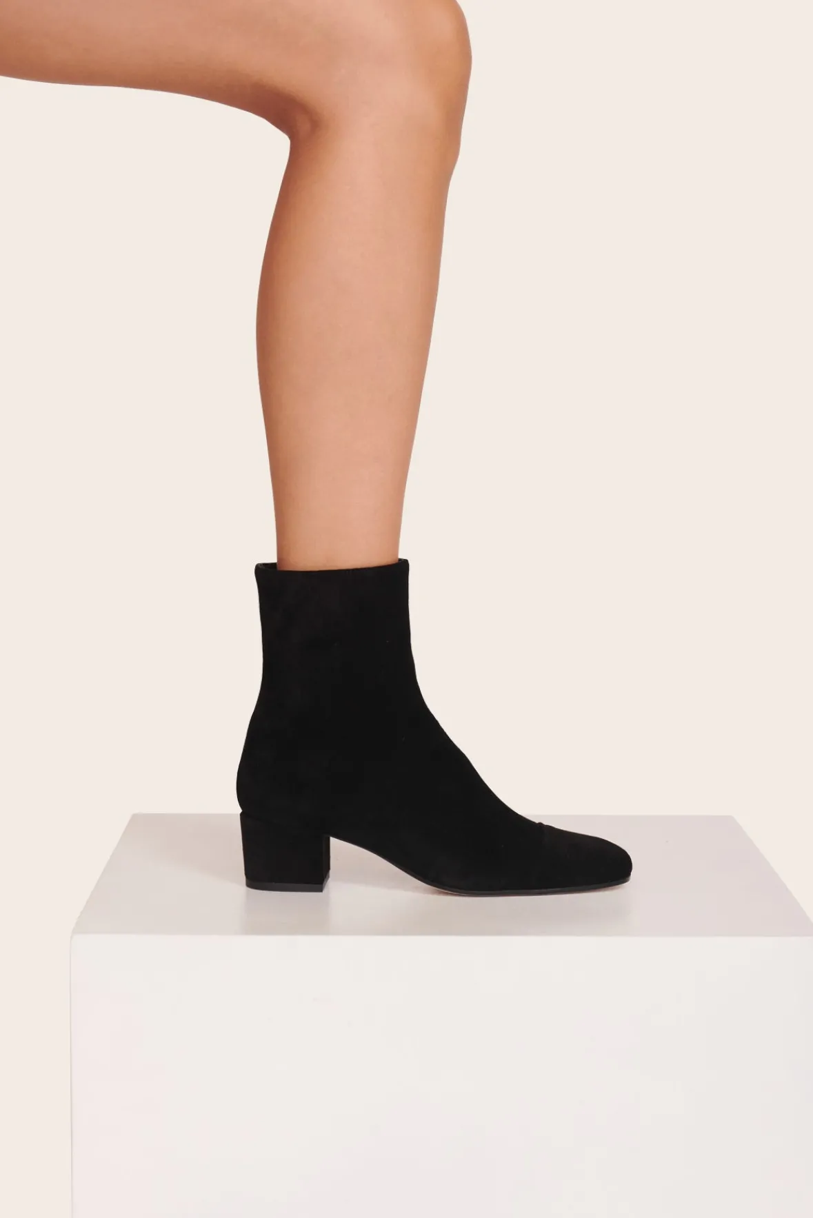 STAUD Boots | The Boot Shop<AIMEE SHORT BOOT BLACK SUEDE