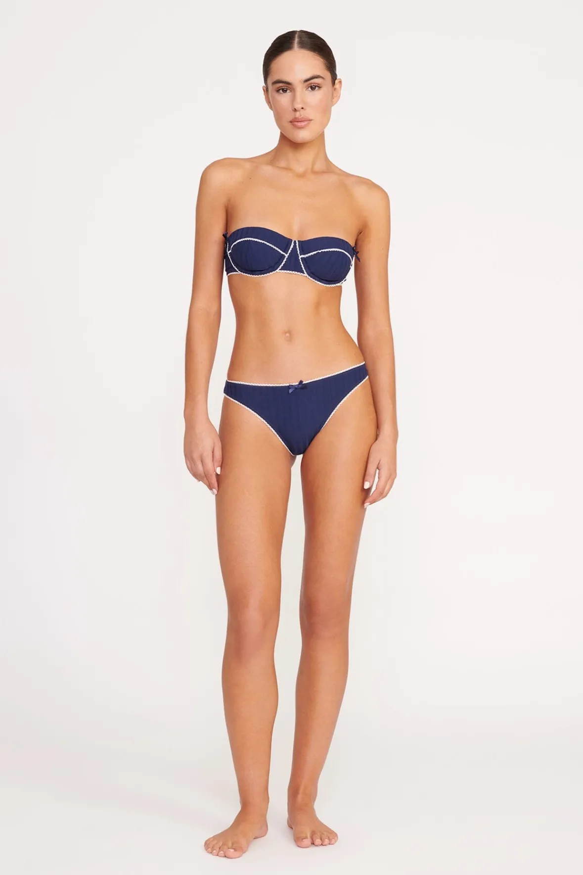 STAUD Bikinis<KIT BIKINI BOTTOM NAVY WHITE